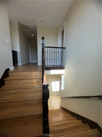 276 Radial, Irvine, California 92618