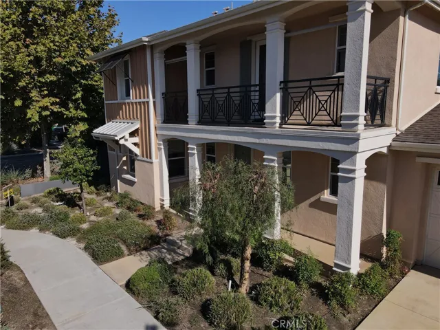 276 Radial, Irvine, California 92618