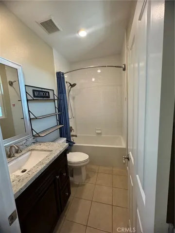 276 Radial, Irvine, California 92618