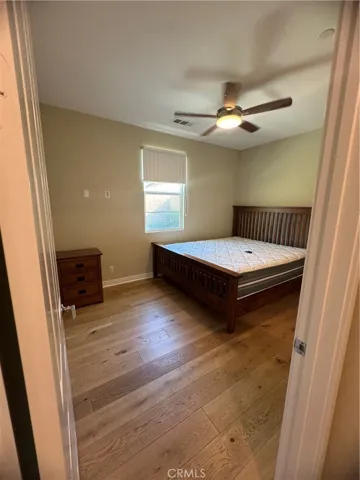 276 Radial, Irvine, California 92618