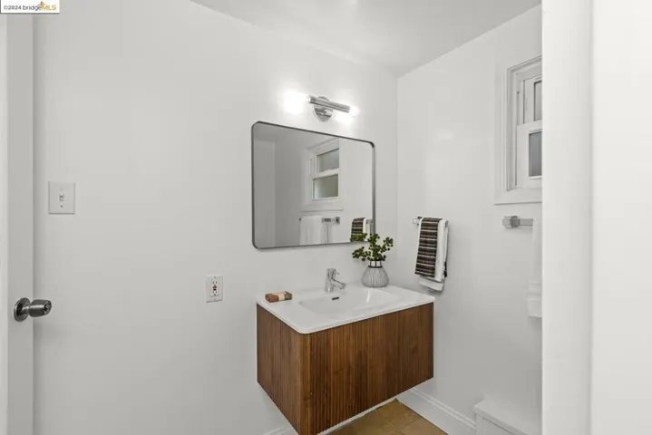 135 Santa Fe Ave, El Cerrito, California 94530