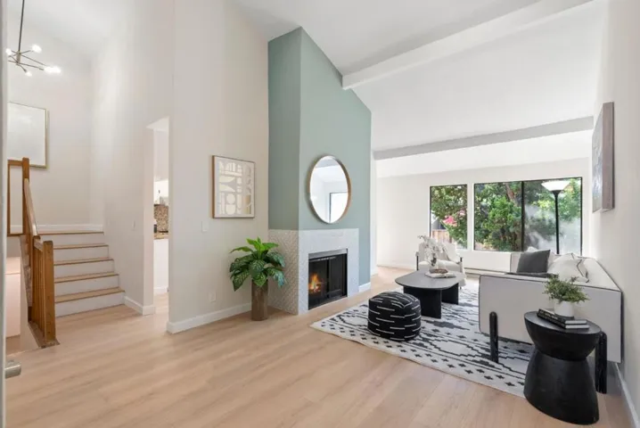 1394 Gazdar Court, Santa Clara, California 95051