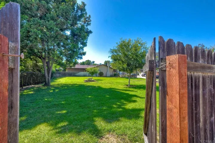 569 Prado Verde, San Marcos, California 92069