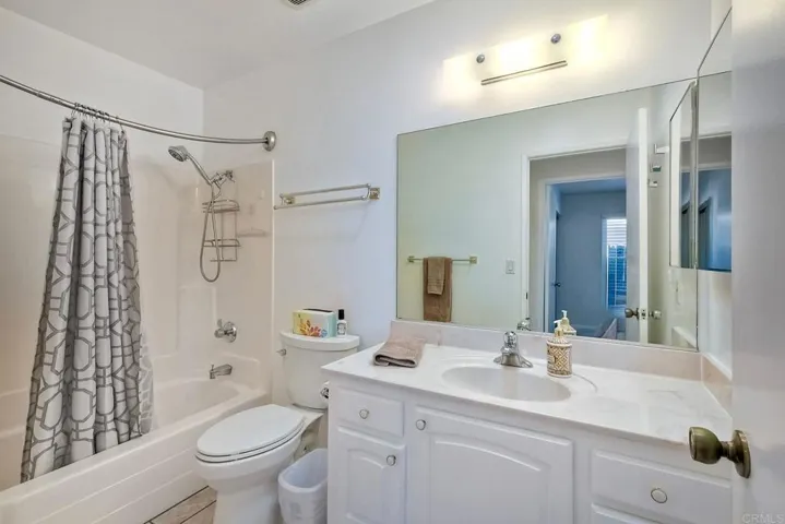 569 Prado Verde, San Marcos, California 92069