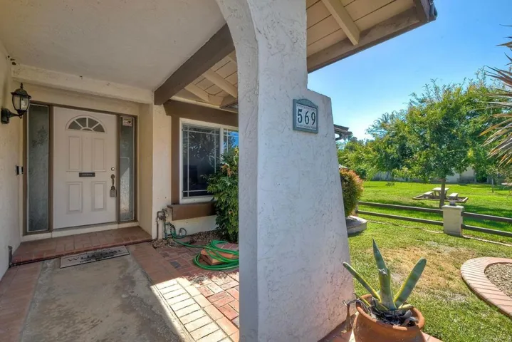 569 Prado Verde, San Marcos, California 92069