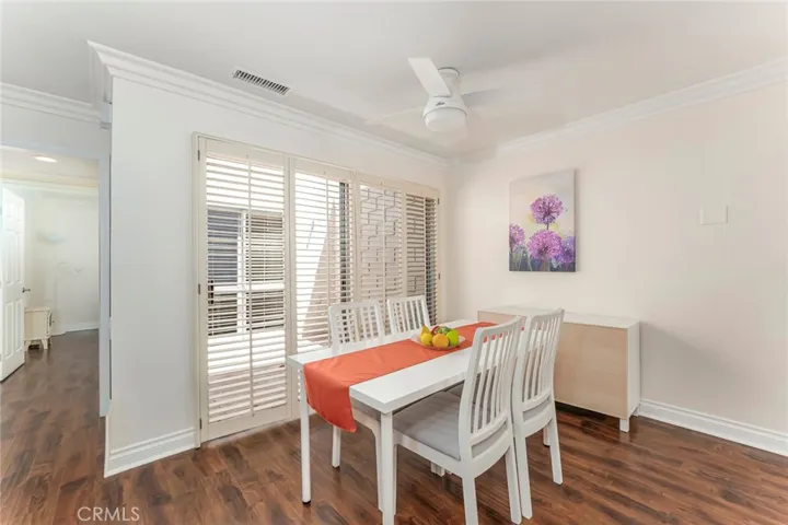 Dining area with access to atrium
