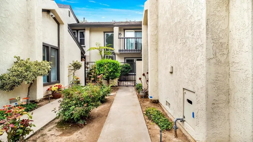 17564 Cerro Verde Drive, Yorba Linda, California 92886