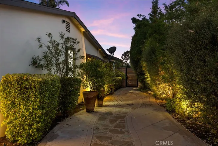 1391 Deborah Drive, North Tustin, California 92705