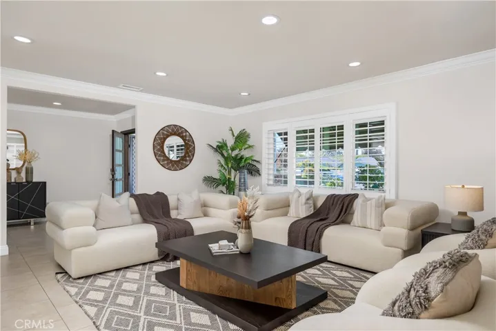 1391 Deborah Drive, North Tustin, California 92705