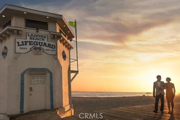 Close to pristine beaches in Laguna Beach