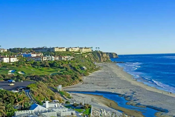 Mins to the coast