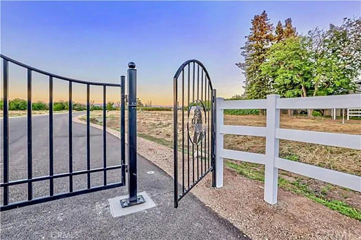 33 Cattle Drive Court, Chico, California 95973