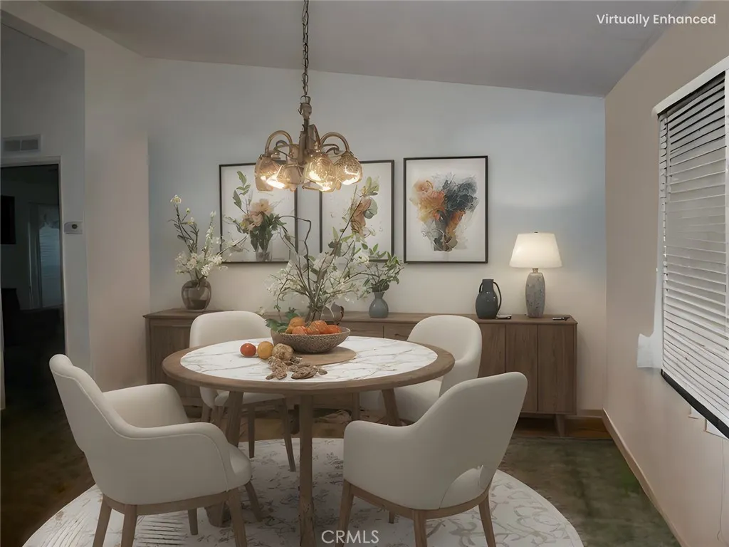 Virtually Staged-dining room