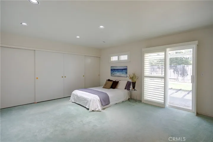 Double-sized closet