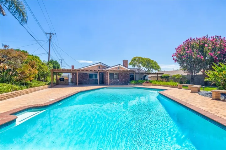 1511 Carpenter Street, La Habra, California 90631