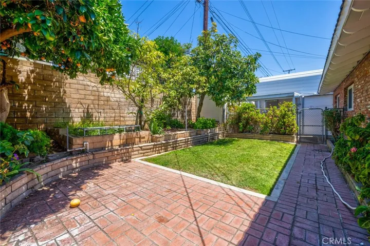 1511 Carpenter Street, La Habra, California 90631