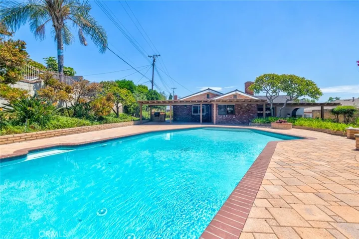 1511 Carpenter Street, La Habra, California 90631