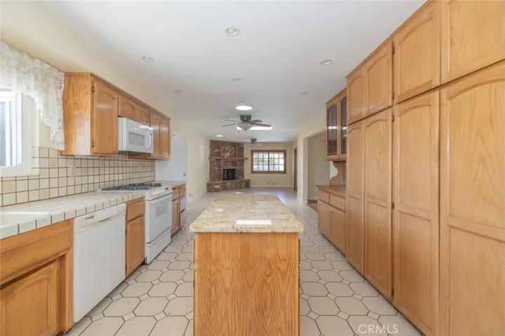 1511 Carpenter Street, La Habra, California 90631