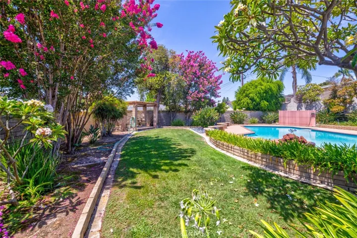 1511 Carpenter Street, La Habra, California 90631