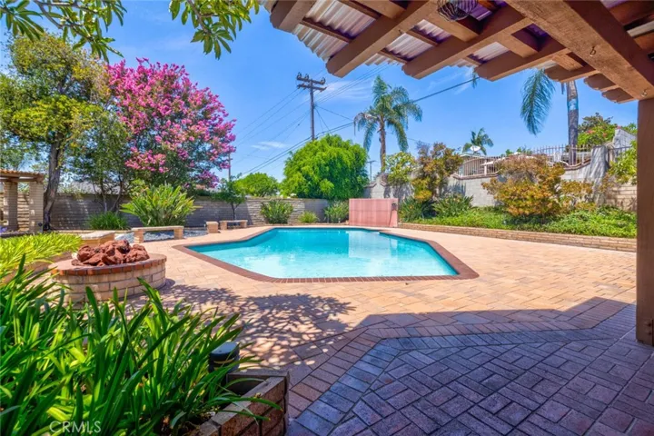 1511 Carpenter Street, La Habra, California 90631