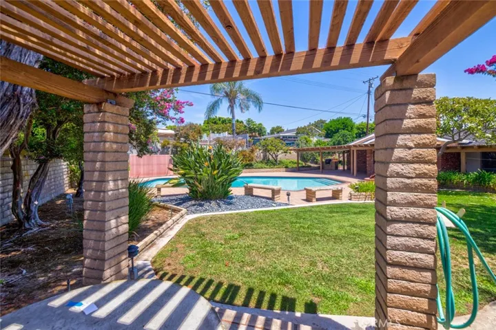 1511 Carpenter Street, La Habra, California 90631