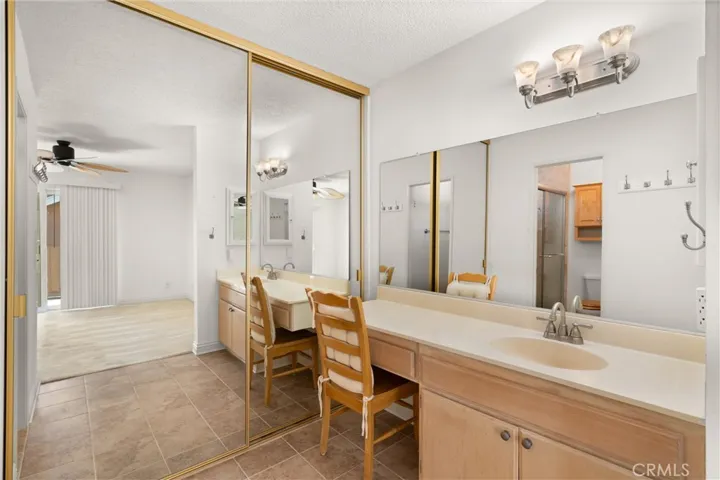 Dressing area with expansive vanity counter