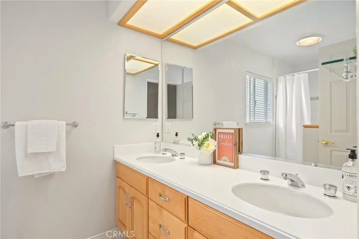 Hall Bathroom