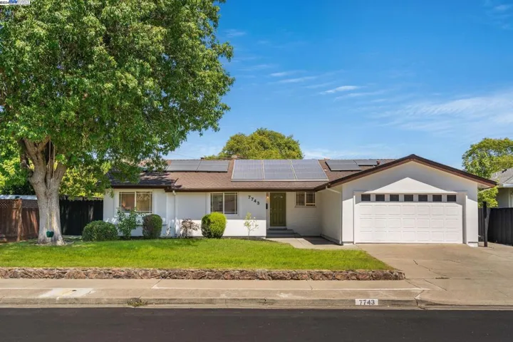 7743 Canterbury Ln, Dublin, California 94568