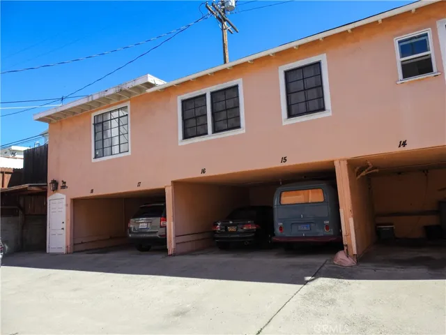 1260 N Hayworth Avenue, West Hollywood, California 90046