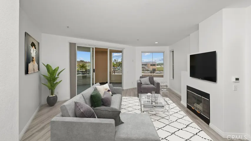 1281 Cabrillo Avenue 205, Torrance, California 90501