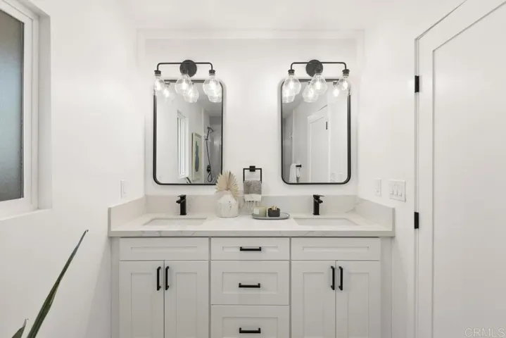 5670 Genoa Drive, San Diego, California 92120
