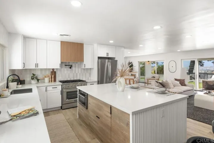 5670 Genoa Drive, San Diego, California 92120