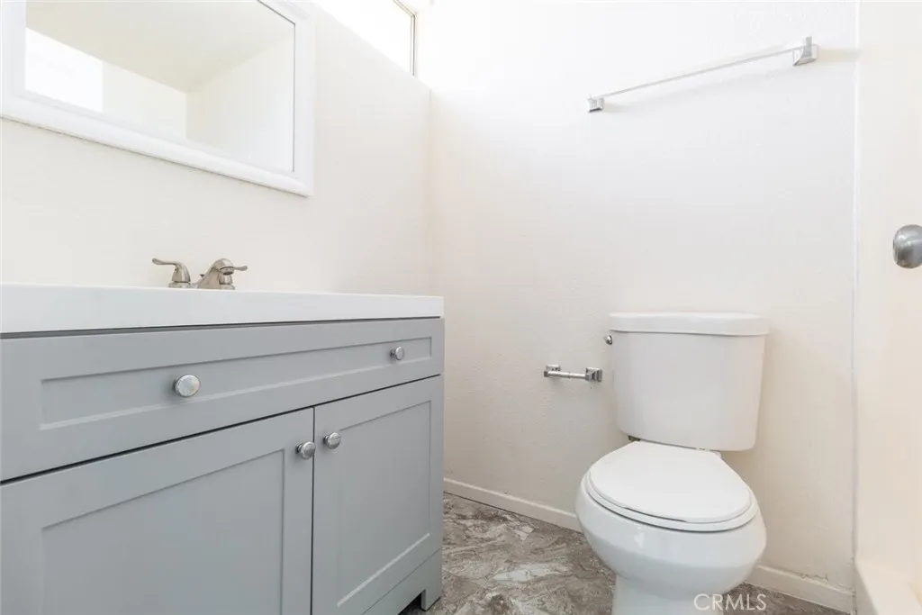 40166 178th Street E, Palmdale, California 93591 home-pic-17