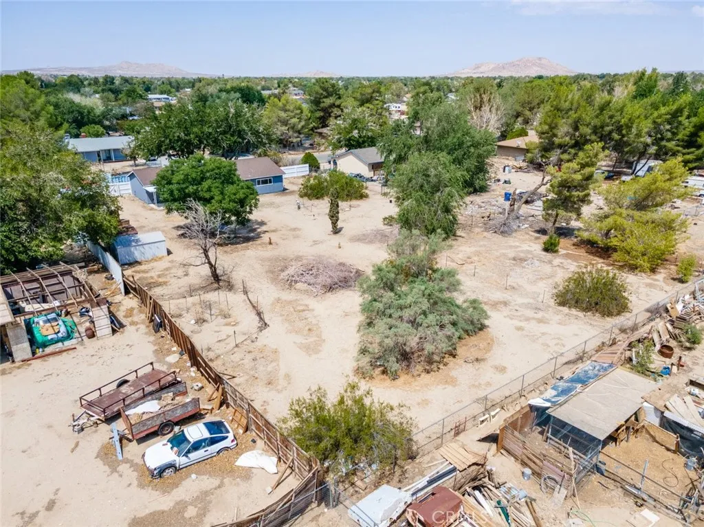 40166 178th Street E, Palmdale, California 93591 home-pic-23
