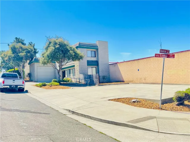 2653 Victoria Avenue, San Luis Obispo, California 93401