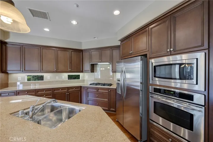 18960 Pelham Way, Yorba Linda, California 92886