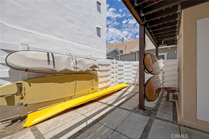 19 4th Court, Hermosa Beach, California 90254
