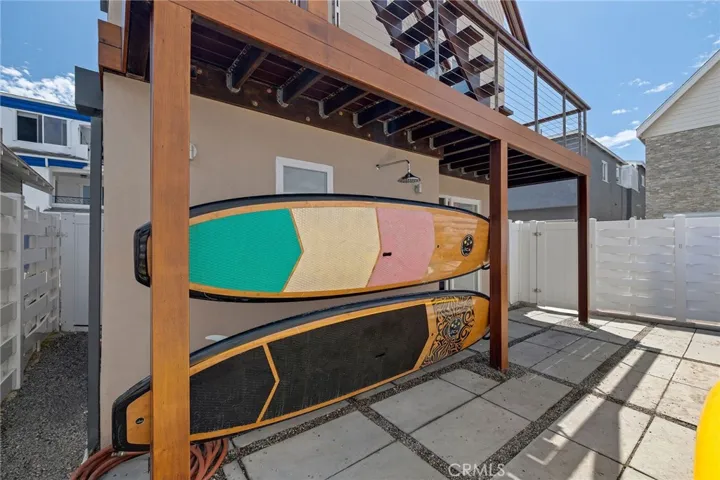 19 4th Court, Hermosa Beach, California 90254