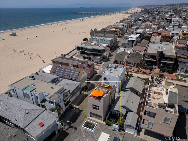 19 4th Court, Hermosa Beach, California 90254