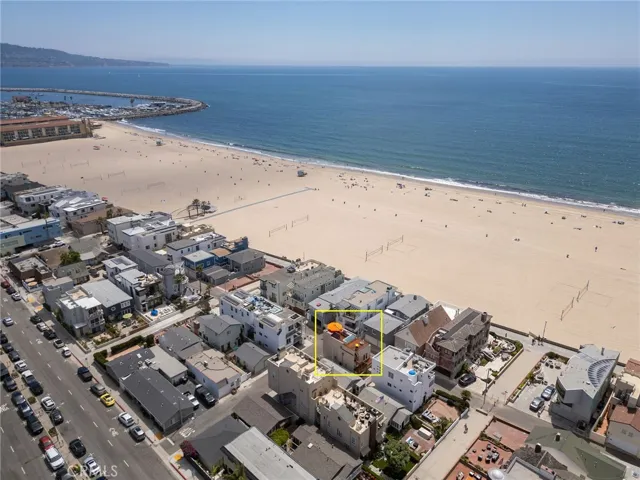 19 4th Court, Hermosa Beach, California 90254