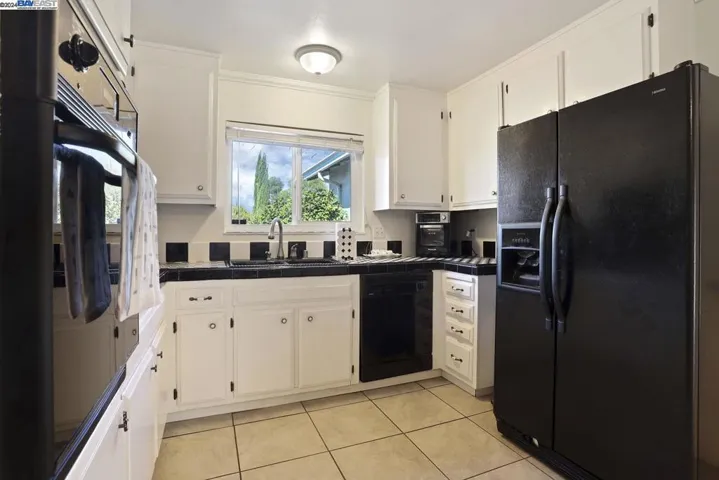 1009 Jewett Ave, Pittsburg, California 94565