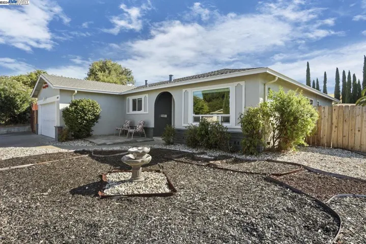 1009 Jewett Ave, Pittsburg, California 94565