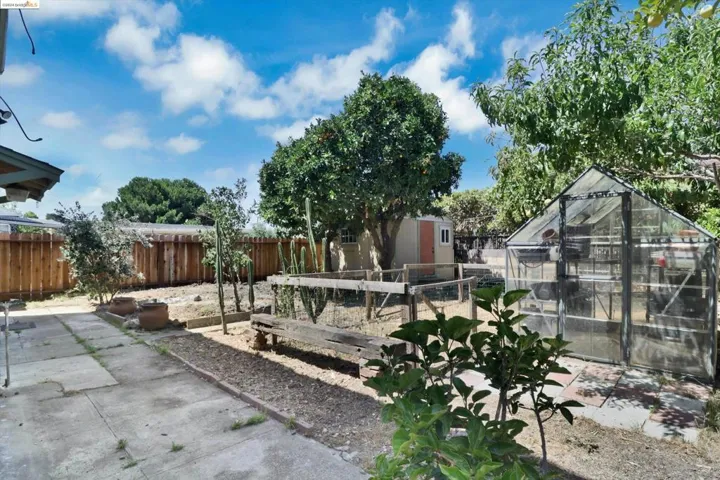 1633 54th Ave, Oakland, California 94601