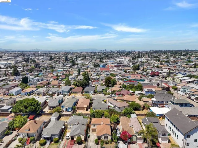 1633 54th Ave, Oakland, California 94601