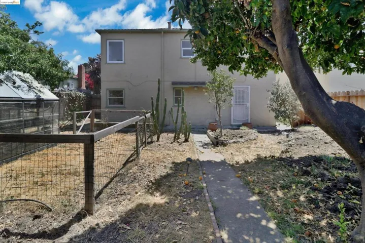 1633 54th Ave, Oakland, California 94601