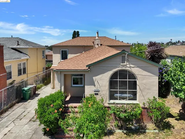 1633 54th Ave, Oakland, California 94601