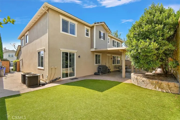 6045 Lost Horse Drive, Fontana, California 92336