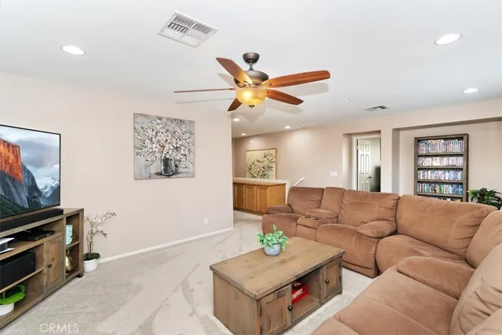6045 Lost Horse Drive, Fontana, California 92336