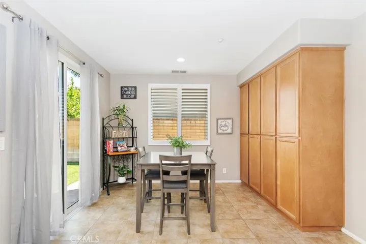 6045 Lost Horse Drive, Fontana, California 92336