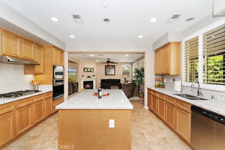 6045 Lost Horse Drive, Fontana, California 92336